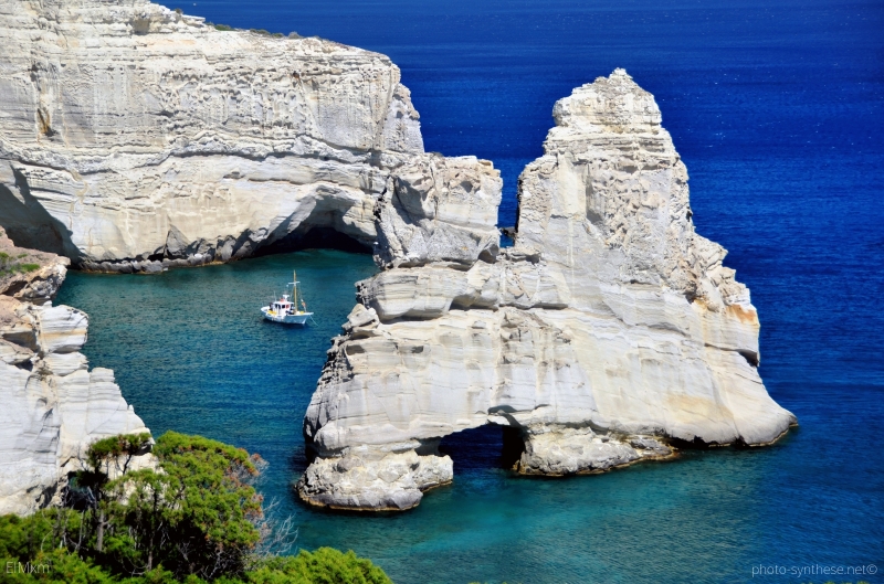 Photographie <em>"Kleftiko (Milos), Grèce - La carte postale de Milos"</em> par <b>ElMxm</b>