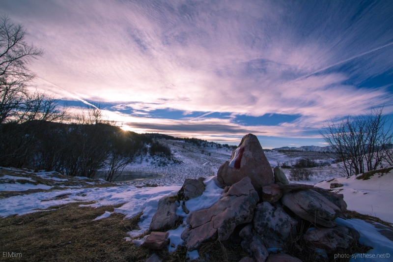 Photograph <em>"Corno d'Aquilio, Italy - Stone cairn"</em> by <b>ElMxm</b>