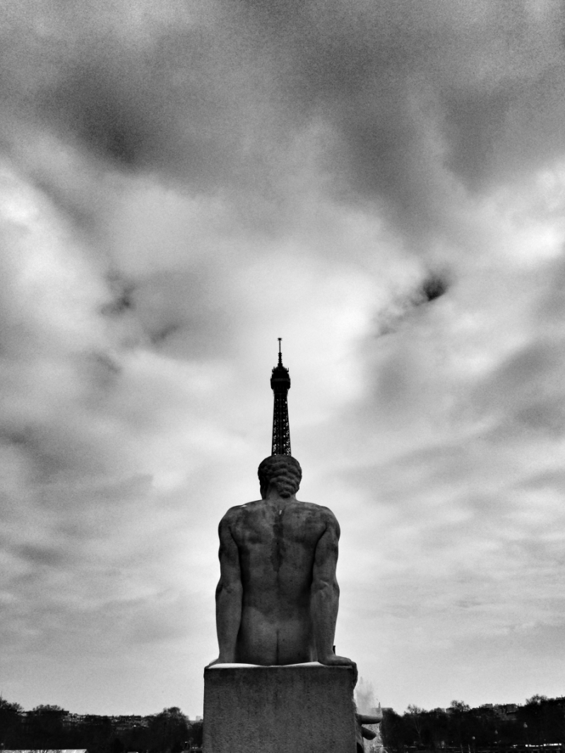Photographie <em>"La dame de fer."</em> par <b>Saroeun</b>