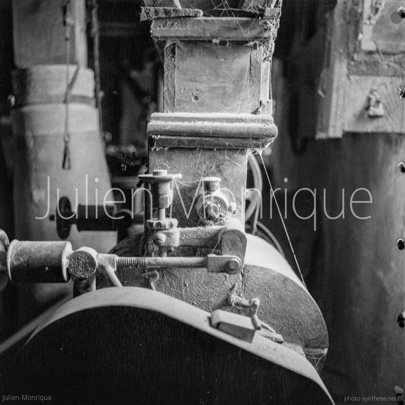 Photographie <em>"Machinerie de moulin - Moulin d'Ay sur Moselle"</em> par <b>Julien Monrique</b>