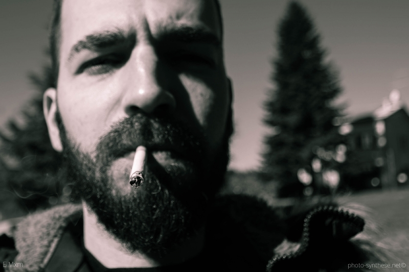 Photograph <em>"Selfie - Don't smoke !"</em> by <b>ElMxm</b>