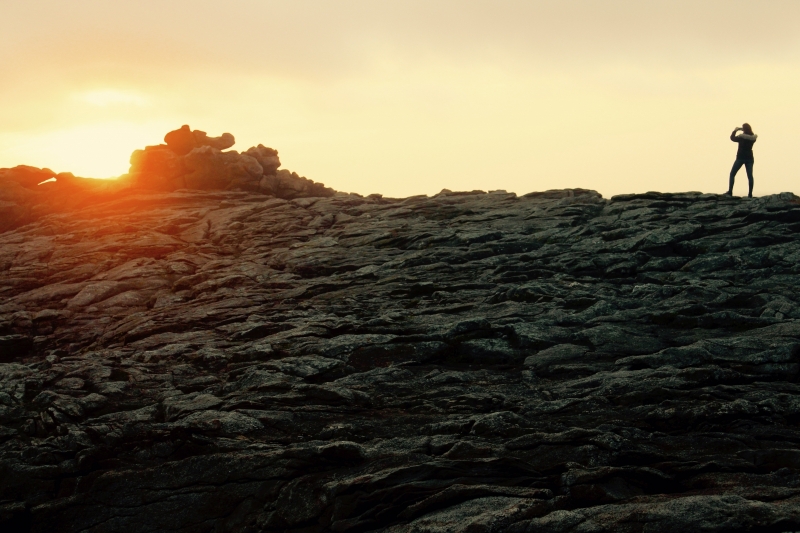 Photographie <em>"Quiberon - Elle aime les couchers de soleil "</em> par <b>Klarasok</b>